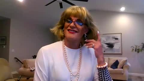 Snapshot of dianeheels chatting on January 13, 3:26 pm dianeheels online show from January 13, 3:26 pm