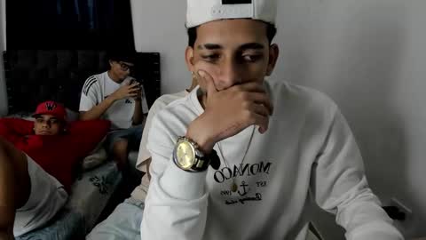 dick online show from December 4, 12:38 pm