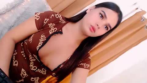 Dickforlillyx online show from October 28, 7:09 am