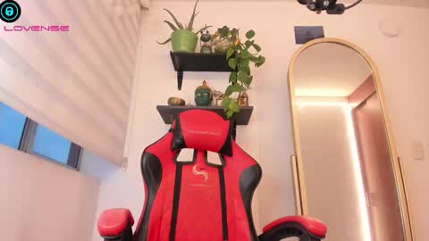 Diego lat online show from December 4, 10:42 pm