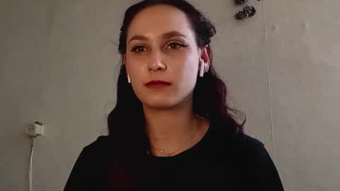 Sofa online show from February 21, 6:00 pm