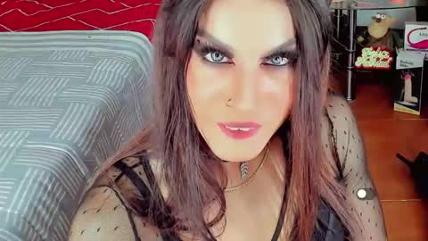 difiortiffany online show from December 31, 2:51 am