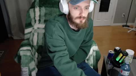 Snapshot of digbicknik chatting on March 8, 2:01 am digbicknik online show from March 8, 2:01 am