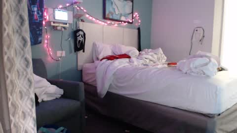 Digital Dust online show from October 5, 2:20 am