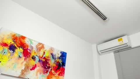 dikey_18 online show from March 12, 5:24 am