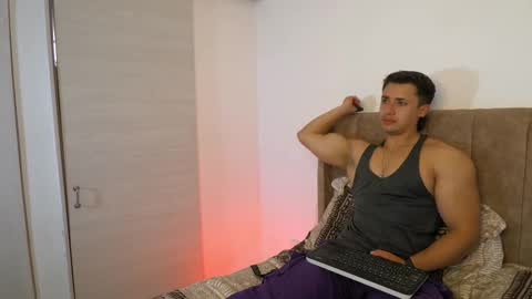 Dilan Coy online show from February 2, 4:47 pm