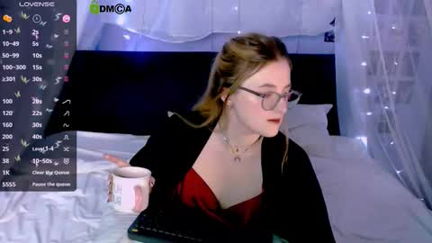 dilara_sunny online show from September 13, 7:27 pm