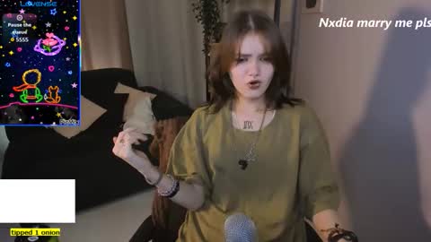 Snapshot of dilara_xbaby chatting on September 25, 1:51 pm Dilara online show from September 25, 1:51 pm