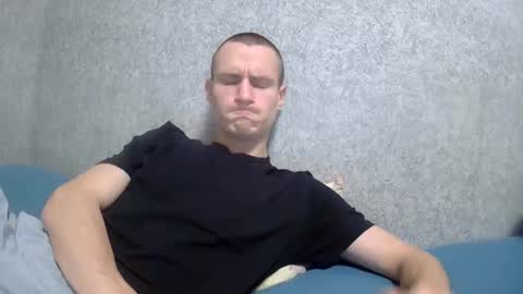 Snapshot of dimes_21 chatting on October 7, 3:35 am dimes_21 online show from October 7, 3:35 am