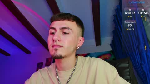 Julian Independent Model online show from January 22, 1:10 am