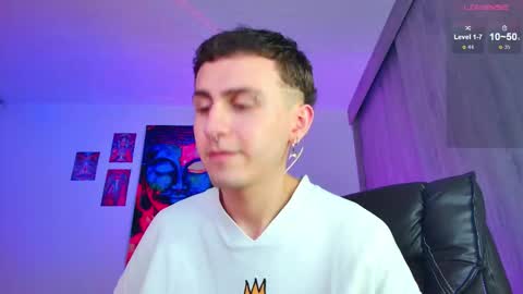 Julian Independent Model online show from February 13, 1:20 am