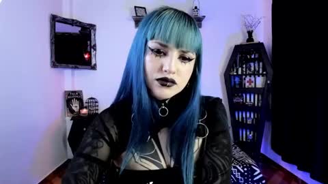 dimmuanddarkness online show from October 9, 9:04 am