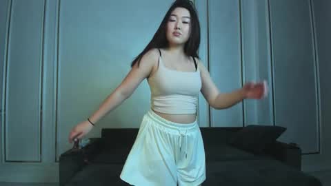 Sara online show from February 27, 1:37 pm