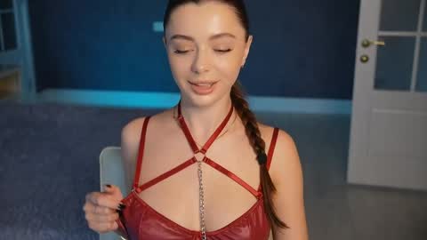 dinacandy online show from April 20, 7:11 am