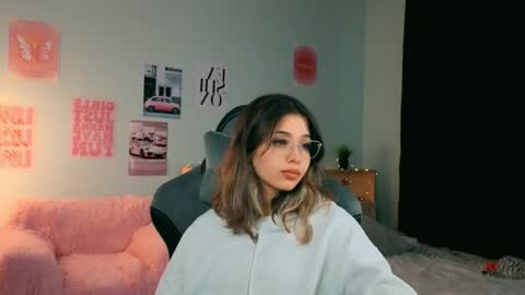 Sara Connor online show from February 16, 1:09 pm