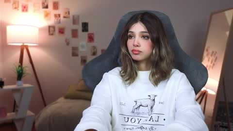 Sara Connor online show from January 17, 1:42 pm