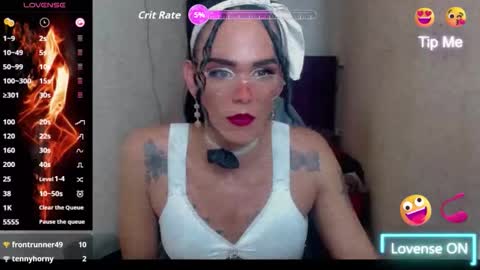 Snapshot of diosa_v_ chatting on September 27, 8:39 pm diosa_v_ online show from September 27, 8:39 pm