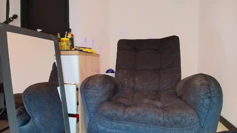 victoria online show from January 17, 12:31 am