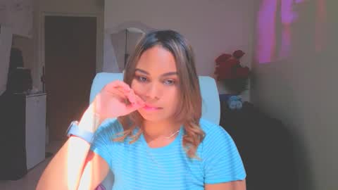 diosadeluniverso_ online show from December 17, 5:52 pm