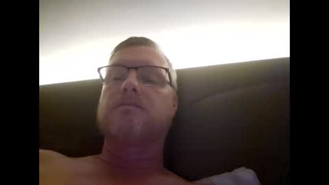 dirkkie1975 online show from April 8, 7:28 pm