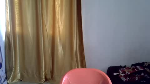dirty_bitch111 online show from June 15, 10:51 am