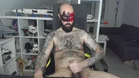 Snapshot of dirtybalws chatting on October 27, 4:07 pm Robert online show from October 27, 4:07 pm