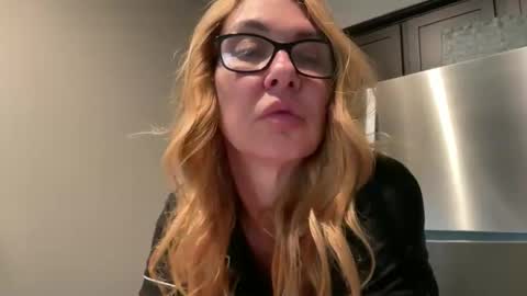 Daisy online show from April 2, 4:03 pm