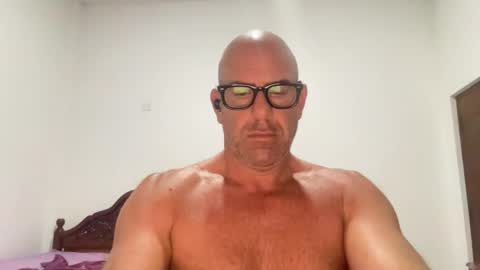 Dirtydanlondon online show from February 25, 7:06 pm