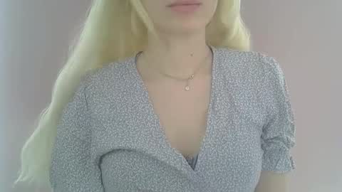 DitaMilton online show from February 25, 10:52 am