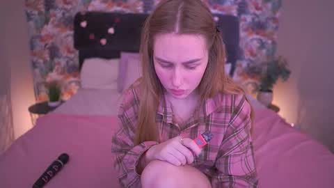 DivineJasss online show from February 20, 6:26 am