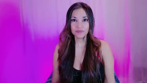 DivineLynn online show from February 1, 12:15 pm