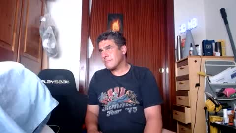 divitimido online show from June 6, 8:42 am