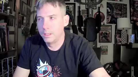 Snapshot of dix_handley_50 chatting on December 31, 1:26 am dix_handley_50 online show from December 31, 1:26 am