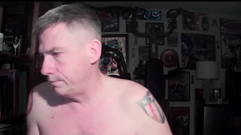 dix_handley_50 online show from January 6, 1:04 pm