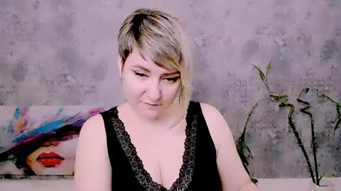 djullia online show from May 11, 7:26 am