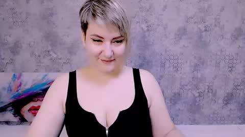 djullia online show from September 24, 5:03 am