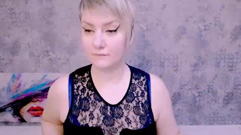 djullia online show from February 27, 9:18 am