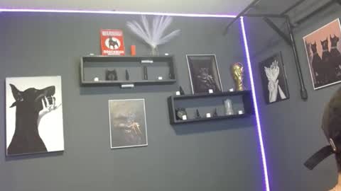 dober_manent online show from November 17, 2:14 am