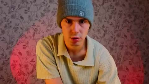 Robert online show from April 19, 2:56 am