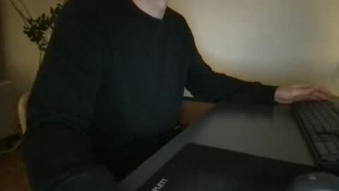 doctor_luv_69 online show from December 2, 7:07 am