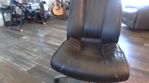 dogluc7 online show from March 15, 8:34 pm