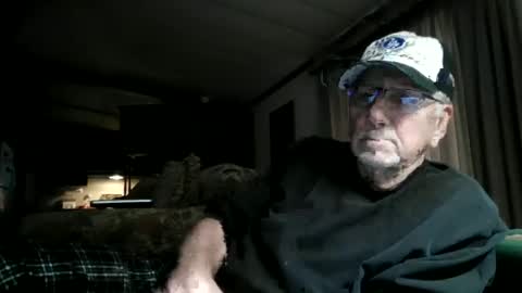 Snapshot of doingmyself69 chatting on October 10, 12:05 am doingmyself69 online show from October 10, 12:05 am