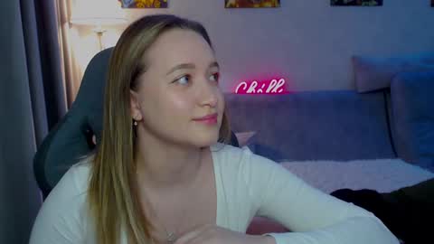 doletarfl online show from February 19, 3:38 pm