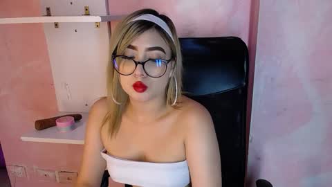 Kitty online show from June 4, 2:34 pm