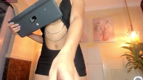 doll_meyleer22 online show from November 15, 11:01 am