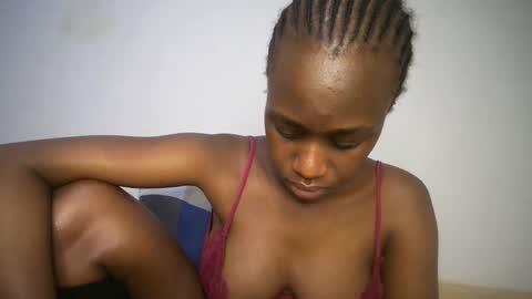 dollberry online show from March 8, 6:37 pm