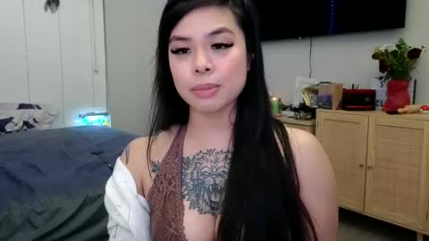 DOLLLFACE online show from February 5, 9:36 am