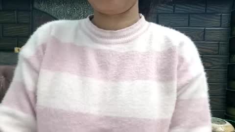 dollmeenu online show from November 8, 6:00 pm