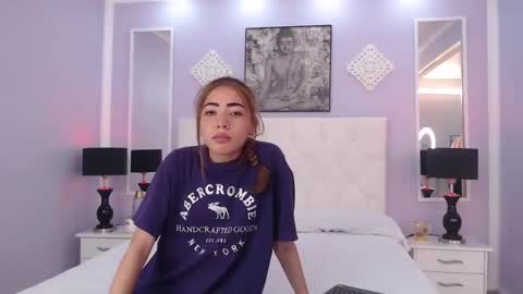 dolly_charles online show from January 15, 8:05 pm