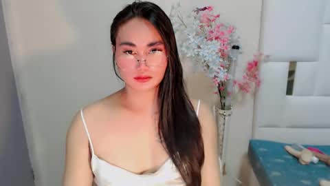 YUMEE online show from September 17, 2:09 pm